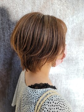 ビグディーサロン(BIGOUDI salon mukonosou) 王道ショート