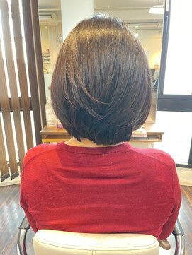 アトリエアルシュ(atelier ARCHE) 天然100%ヘナの丸みボブ