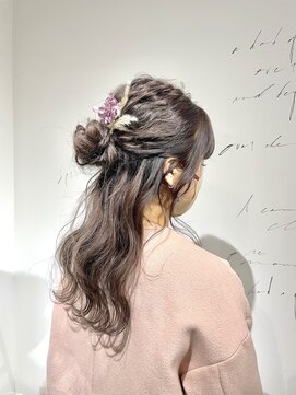 ジュベ(juve.) 【大分 juve.】10代20代30代◎垢抜けゆるふわハーフアップ♪