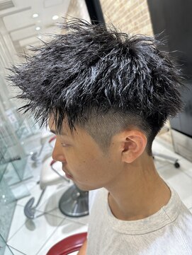 アース 新越谷店(HAIR&MAKE EARTH) メンズカット＋ツイストパーマ