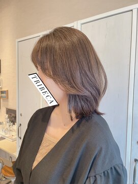 トライベッカスマートサロン(TRIBECA smart salon) ミディアムレイヤー、milk teaカラー
