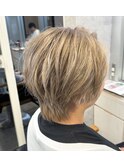 ショートウルフ/ミルクティーベージュ/マニッシュスタイル