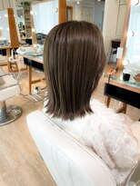 ネオリーブ チロル 横浜西口店(Neolive CiroL.)&nbsp;赤みおさえ　オリーブベージュカラー