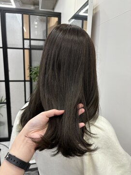 ディジョン(Dijon) 韓国顔まわりレイヤーカットグレージュオリーブベージュブラウン