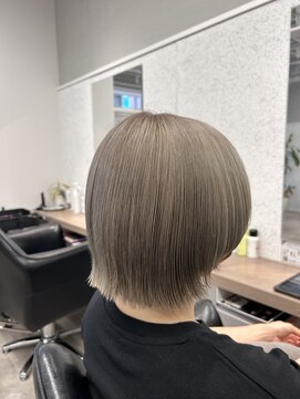 シェル 立川(shell) ミルクティーベージュ/ウルフボブ