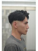 カット　パーマ　フェード　シェービング　ヘッドスパ