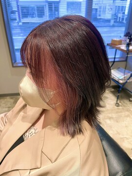 キイロ(KiiRO) レイヤーボブ/インナーカラー/ピンクカラー/ブリーチカラー