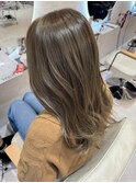 くびれヘアレイヤーカット_ブリーチなしスモーキーベージュ_N1