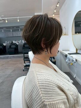 アルトル 池袋(altru) 大人可愛い前下がりショートボブ