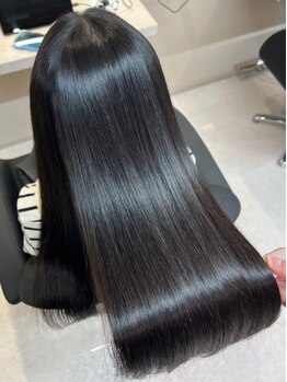 ニッティ(nittio)の写真/年齢を重ねて増えるお悩みご相談ください◎気になるパサつき/うねりなどに集中ケア◇【縮毛矯正/髪質改善】