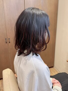 40代、毛先の動きが可愛いレイヤーミディアム！