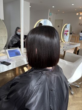 リアン 上尾店(Rien) 韓国タッセルヘイリー切りっぱなし前下がりボブ/20代30代