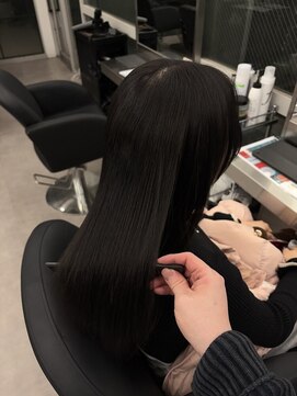 ロロ(LoLo.) トーンダウンカラー