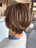 リドル ヘアー 駒生店(Riddle HAIR)&nbsp;ハイライトで軽く見せるまとまりショート