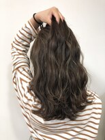 バズ ビー(BUZZ Bee)&nbsp;ハイライト×グレージュ