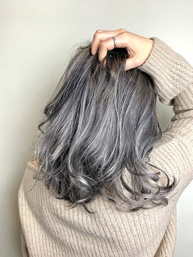 ヘアサロンエム 大宮東口(HAIR SALON M) デザインカラー/厚めバング/ローライト/スリークボブ