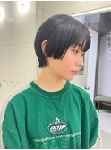 ショートボブ×ネイビーブラック