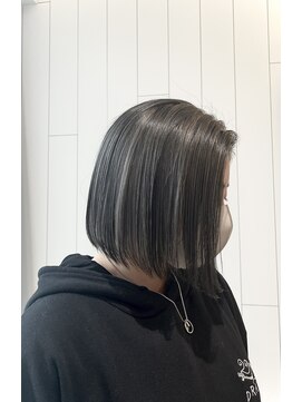 カームバイリベルタ(calm by Re:berta) ダークアッシュボブ