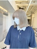 柔らかベージュ