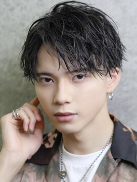 リップス 表参道店(LIPPS) シェードセンターパート【ソフトツイスト】