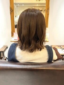 アビント バイ レシッド 武蔵小杉(abinto by rcid) 巻きも外ハネもできるミディアムヘア