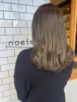 ノエル(noele)&nbsp;オリーブベージュ×透明感カラー