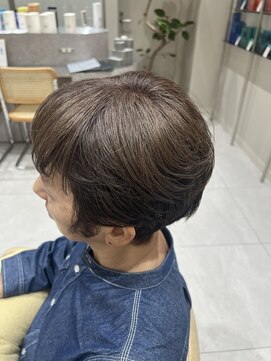 アッドバイケンジ(Add.. by KENJE) 白髪ぼかしカラー×丸みショート　【戸塚/戸塚駅】