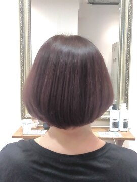 ヘアー グリーン(hair green) 30代40代50代/ミニボブ/後ろ下がりボブ/インナーカラー