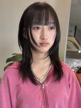 ナループロアボタン(Nalu pu loa BOTAN) レイヤーカット/ハッシュカット/ミディアムウルフカット