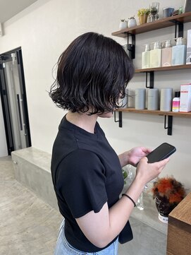 ソソ(soso) 【soso 伊勢田】ミニボブ/パーマ/横浜