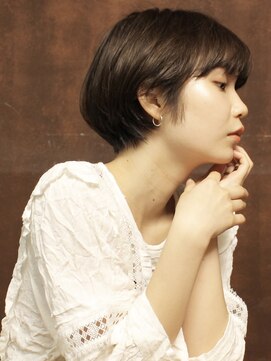 シアンデルカ(CYANDELUCCA) 丸みショートヘア