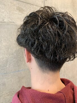 メンズプライマル(Men’s PRIMAL) MEN'S HAIR/ブルーブラック/フェザーパーマ/千葉駅