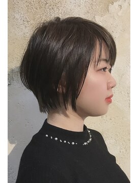 ショートボブ×グレイアッシュ