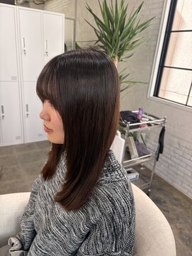 アモア(amoa) 顔周りレイヤーカット