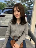 オリーブベージュ