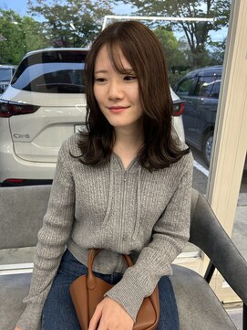 ライン(LYNE) オリーブベージュ