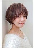 ショートボブ立体感ブラウンブリーチハイライト
