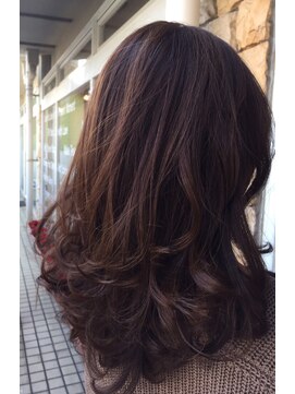 サロンドノア(Salon de NoA) セミロングヘア