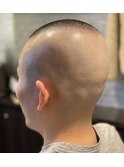 剃髪おしゃれボウズ