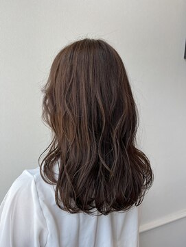 ハグヴィアン(HUG BIEN) ピンクアッシュベージュ