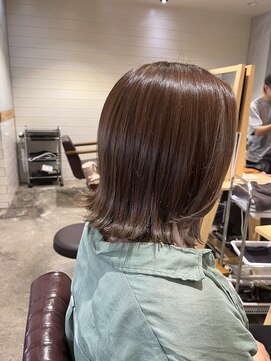 ナッティー バイ ヘッドライト 鎌ヶ谷駅前店(natty by HEADLIGHT) グレージュ×少し長めのボブ『川口真緒』Instagram→@mao.kawa