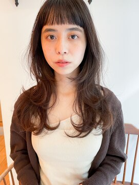 ユイル(Uil) 小顔前髪顔周りレイヤー×グレージュカラー デザインカラー
