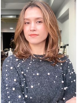 ノラ ウメダ(NORA UMEDA) 【高木】レイヤーカット顔周りカットレイヤーウルフカット