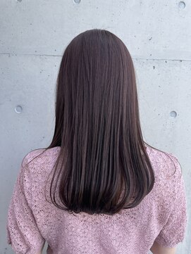 アチーブリス(achieve Liss) マロンブラウン×ピンクカラー 艶髪ストレートヘア