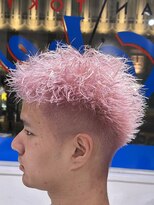 オーシャントーキョー 神戸(OCEAN TOKYO KOBE)&nbsp;ホワイトペールピンク刈り上げスパイキーショート