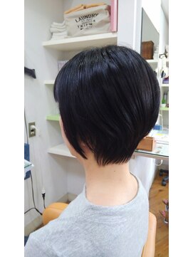 トゥエンティーフォー(24) フェミニンショート