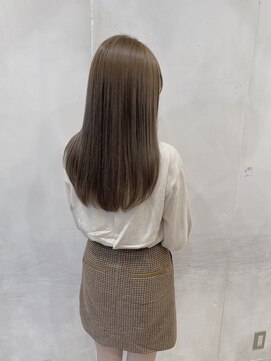 ペイジバイネオリーブ 吉祥寺店(Paige by Neolive) 極細ハイライト×ナチュラルグレージュ