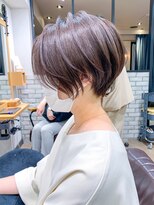 アヴァロン(AVALON) 絶壁解消×アッシュグレー×40代×前髪長め大人ショートボブ永