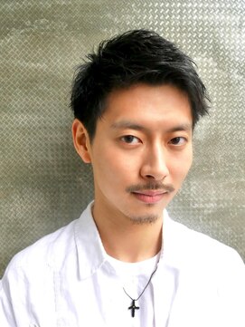 ブルーダー(Bruder) コンパクトショート　アップバング　ツーブロック