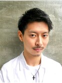 コンパクトショート アップバング ツーブロック